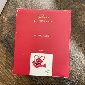 Hallmark Keepsake Ornament 2020 - Thanks Teacher!
